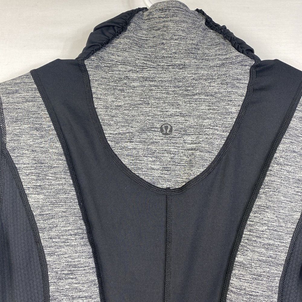 Lululemon Jacket Half-zip Womens Size 6 Pullover Black with Gray Running Outdoor